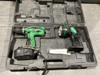HITACHI CORDLESS DRILL & LIGHT