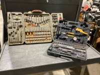 CRESCENT TOOL SET + NO NAME TOOL SET