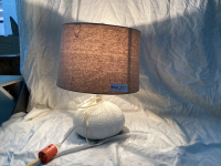 TABLE LAMP. W/ WHITE ROUND BASE