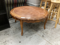 ROUND COFFEE TABLE