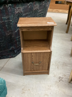 SMALL CABINET W/ LOWER DOOR