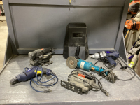 BOX WITH 1/2 IMPACT WRENCH,FACE SHIELD, MAKITA ANGLE GRINDER, B+D JIGSAW + SANDER, MC DRILL 3/8&rdquo;