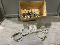 BOX OF CLAMPS, AIR SEAT BLOW GUN