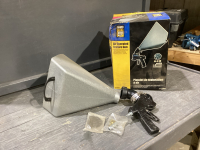 POWER FIST AIR OPERATED TEXTURE GUN