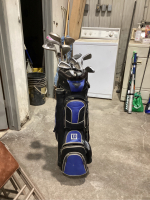 WILSON GOLF BAG W/ VARIOUS CLUBS