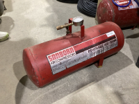 SANBORN PORTABLE AIR TANK W/ GAUGE