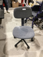 GREY. OFFICE CHAIR