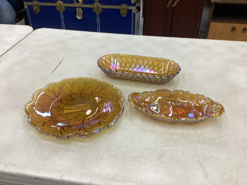 3 PIECES - AMBER COLOURED SERVING PIECES - UNMATCHED