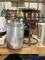 TURKEY FRYER WITH BURNER