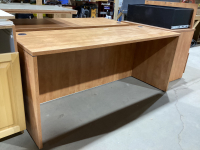 DESK/WORK TABLE