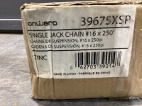SMALL BOX W/ SINGLE JACK CHAIN