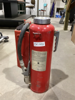 DRY CHEMICAL FIRE EXTINGUISHER