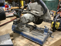 BLACK + DECKER 14&rdquo; CHOP SAW