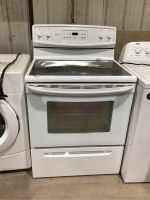 KENMORE ELECTRIC STOVE W/ CERAMIC TOP