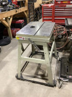 HEAVY DUTY ROUTER TABLE ON CART