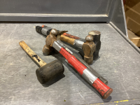 BOX OF HAMMERS - BALL PEEN, MINI SLEDGE, RUBBER MALLET