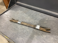 (3) PRY BARS