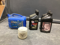 (2) L JUGS OF OIL, VALVE LUBE & SEALANT, CHEVRON SAE 40 OIL, (3) BOSS ATF 1 LITRE JUGS
