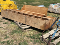 Nesting boxes