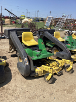 JD 525 RIDE-ON LAWN MOWER - FRONT MOUNT W/ BAGGER