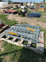 Set of folding ramps