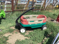 LITTLE TIKES WAGON