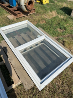 Single double window