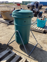 LIGHT GREEN COMPOST BIN - ROTATABLE