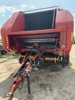 2004 New Holland BR 780 round Baler
