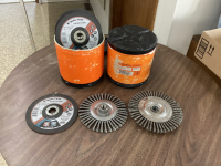 TOTAL OF (41) WALTER PIPEFITTER CUTTING DISCS AND (2) WIELER WIRE DISCS