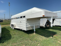 1991 Real industries, livestock trailer