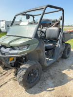 2018 Can-Am Defender