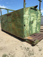Skid shack