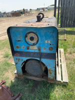 HOBART 400 AMP WELDER/GENERATOR