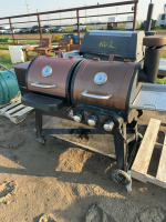 Pit boss smoker/barbecue