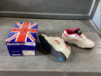 REEBOK BASKETBALL RUNNERS - SIZE 8