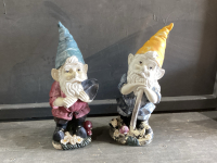 2 GARDEN GNOMES