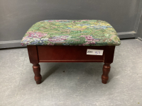 SMALL UPHOLSTERED STOOL W/ STORAGE LID