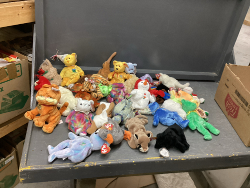 BOX OF ORIGINAL BEANIE BABIES