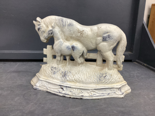 MARE & FOAL CAST DOOR STOP