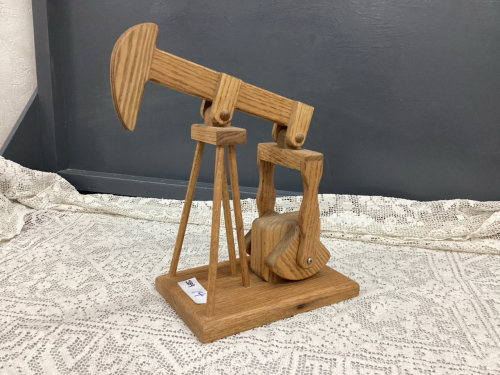 WOOD PUMP JACK W/ MOVING PARTS