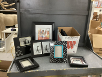 SMALL BOX OF BLACK PICTURE FRAMES