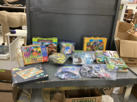 BOX OF KIDS PUZZLES