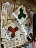 BOX FIDGET SPINNERS