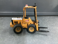SMALL TONKA FORKLIFT