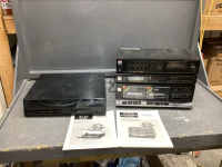 FISHER MT-26 TURN TABLE & FISHER 3900 STEREO AMPLIFIER