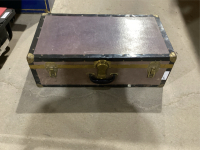 STEAMER TRUNK