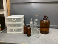 SMALL PLASTIC 3-DRAWER ORGANIZER & COLLECTIBLE BOTTLES