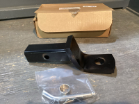 TOYOTA TACOMA BALL MOUNT RECEIVER HITCH (NO BATTERY)