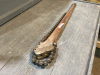 RIDGID CHAIN WRENCH. 4 1/2 &ldquo; PIPE + FITTINGS